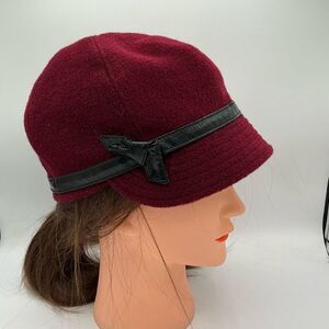 Giovannio New York Red Hat with black band